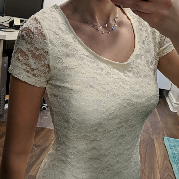 Lace Dress - Picture 2 of 9